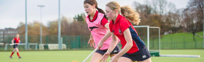 MES student playing hockey